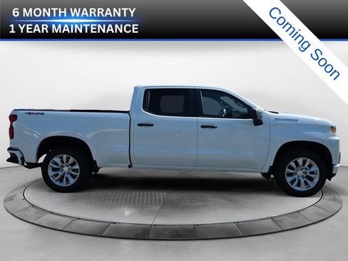 Used 2022 Chevrolet Silverado 1500 Custom w/ Safety Confidence Package AWD/4WD image 1