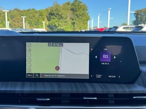 Used 2023 Kia Telluride EX w/ EX Captain's Chair Package image 10