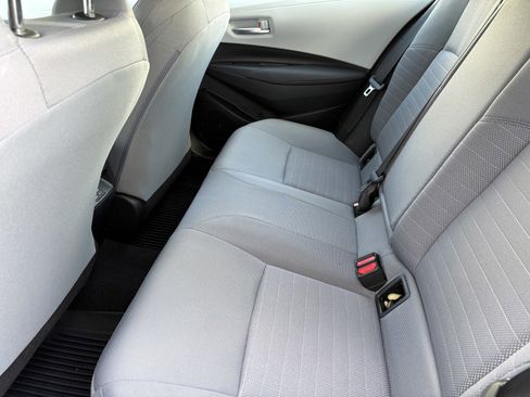 Used 2025 Toyota Corolla SE w/ SE Premium Package AWD/4WD image 9