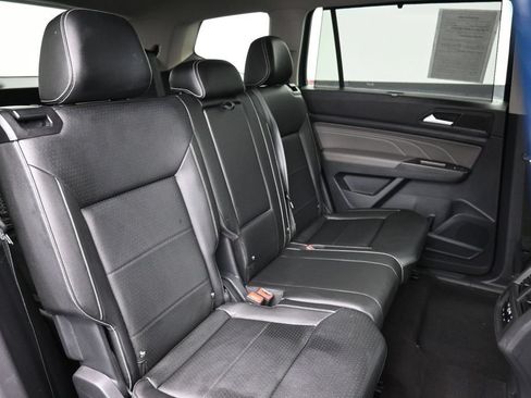 Used 2023 Volkswagen Atlas SE AWD/4WD image 24