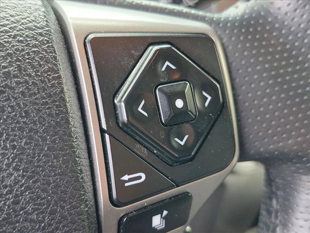 Used 2023 Toyota 4Runner SR5 AWD/4WD image 13