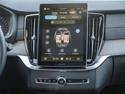 New 2026 Volvo XC90 B6 Ultra w/ Protection Package image 20