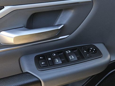 Used 2021 RAM 1500 Lone Star image 27