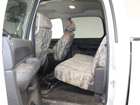 Used 2012 Chevrolet Silverado 2500 LT w/ Interior Plus Package image 33