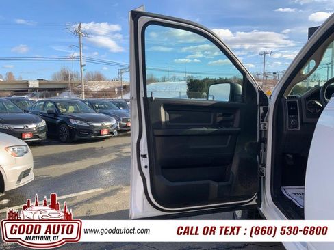 Used 2018 RAM 1500 Express w/ Express Value Package image 7