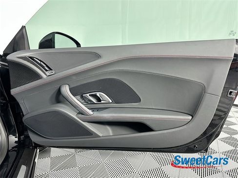 Used 2022 Audi R8 V10 performance image 35