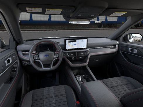 New 2026 Ford Explorer ST-Line image 9