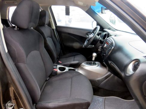 Used 2012 Nissan Juke S image 17