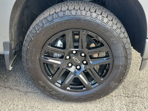 Used 2025 Chevrolet Silverado 1500 RST w/ RST All Star Premium Package AWD/4WD image 5