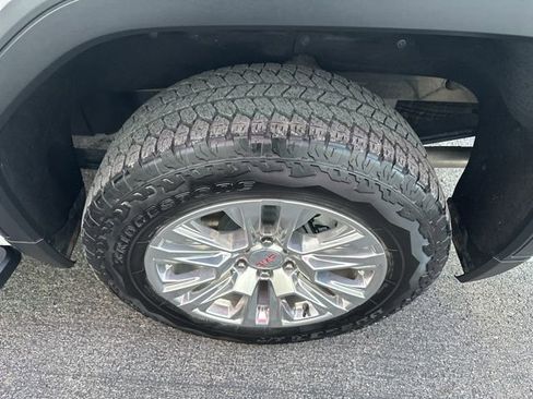 Used 2024 GMC Sierra 1500 Denali image 14