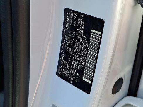 Certified 2025 Hyundai Elantra Sport FWD image 26