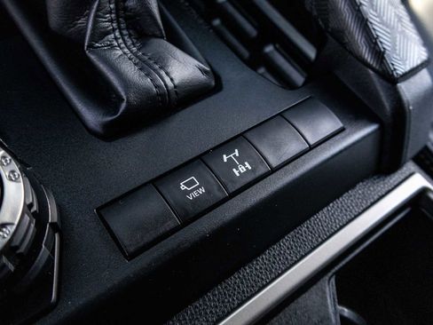 Certified 2025 Toyota 4Runner TRD Off-Road Premium image 30