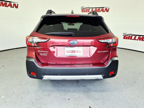 Certified 2025 Subaru Outback Limited AWD/4WD image 6
