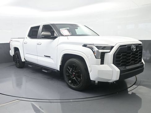 Used 2024 Toyota Tundra SR5 w/ TRD Sport Package AWD/4WD image 9