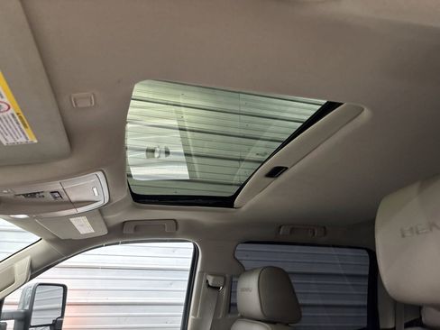 Used 2015 GMC Sierra 2500 Denali w/ Driver Alert Package image 20