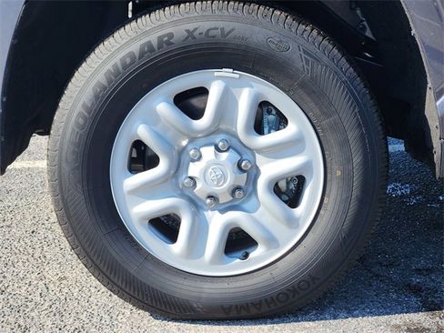 Used 2025 Toyota Tundra SR w/ SR Tow Package image 8