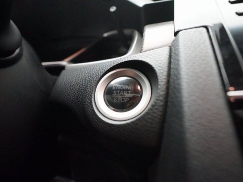 Certified 2019 Honda Civic EX image 30