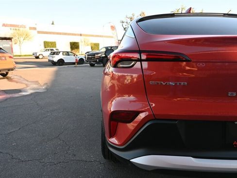 Used 2024 Buick Envista Preferred image 9