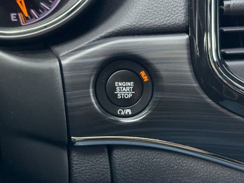 Used 2021 Jeep Grand Cherokee Limited X image 27