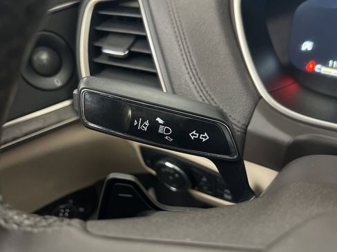 Used 2019 Lincoln Nautilus Reserve AWD/4WD image 58