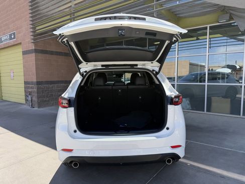 Used 2025 MAZDA CX-5 AWD 2.5 S w/ Preferred Package image 37