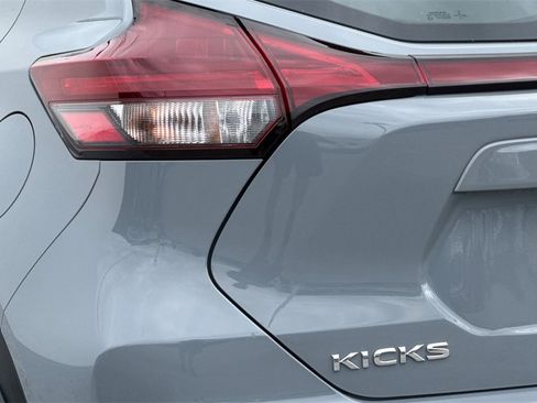 Certified 2023 Nissan Kicks SR image 27