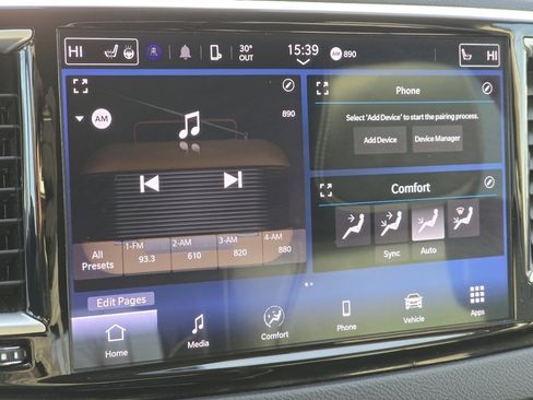 Used 2022 Chrysler Pacifica Touring-L image 27