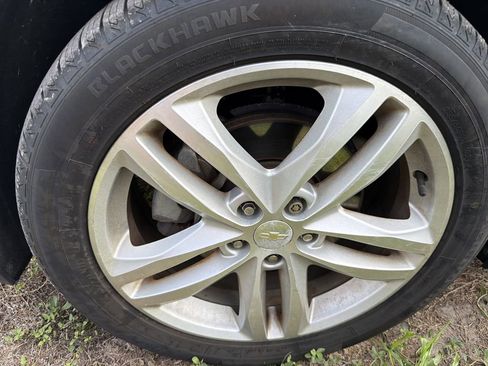 Used 2020 Chevrolet Equinox Premier AWD/4WD image 2
