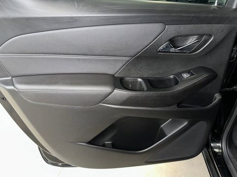 Certified 2023 Chevrolet Traverse LT image 18