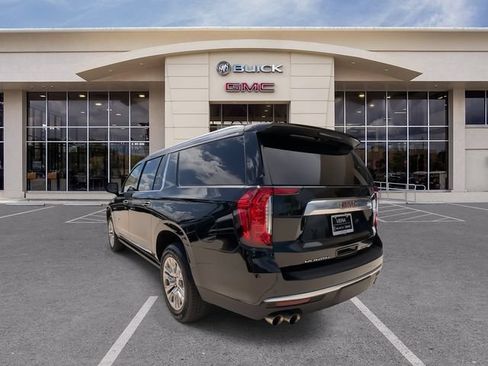 Certified 2023 GMC Yukon XL Denali w/ Max Trailering Package AWD/4WD image 11