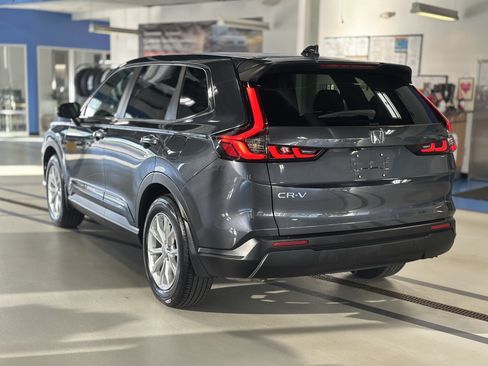 Used 2025 Honda CR-V EX image 6