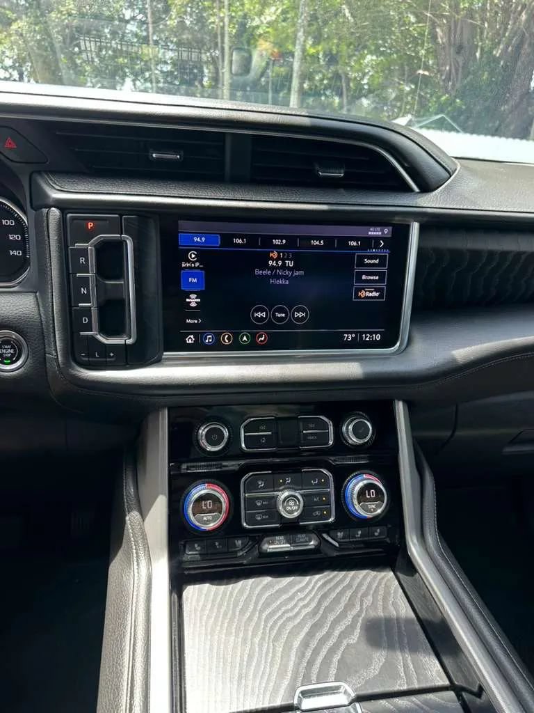 Used 2021 GMC Yukon Denali w/ Denali Ultimate Package AWD/4WD image 16