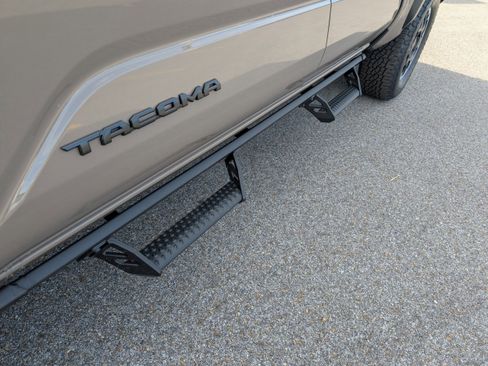 New 2026 Toyota Tacoma TRD Off-Road image 9