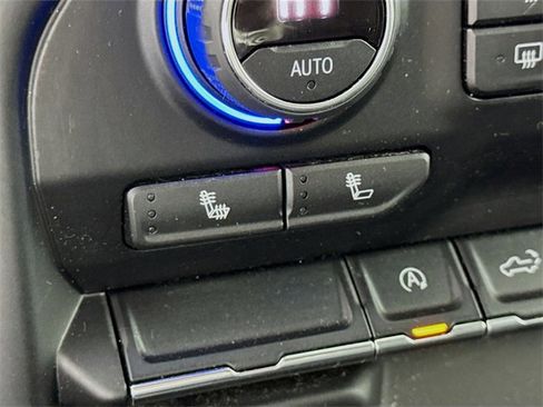 Used 2020 Chevrolet Silverado 1500 LT w/ All-Star Edition image 21