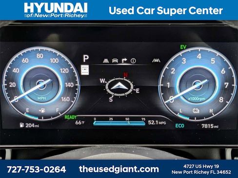 Used 2024 Hyundai Elantra Limited image 37