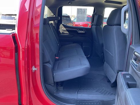 Used 2024 Chevrolet Silverado 1500 LT image 15