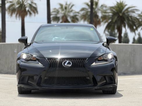 Used 2014 Lexus IS 250 w/ F-Sport Package RWD image 6