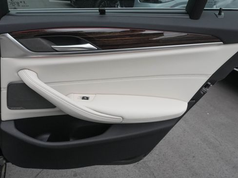 Certified 2023 BMW 540i xDrive w/ Executive Package AWD/4WD image 33