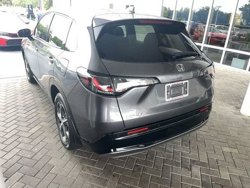 Used 2024 Honda HR-V EX-L image 4