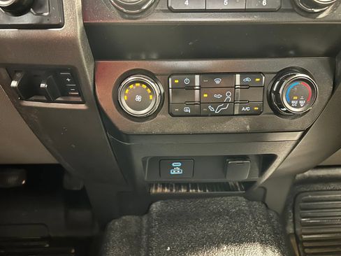 Used 2021 Ford F350 XL w/ Power Equipment Group AWD/4WD image 17