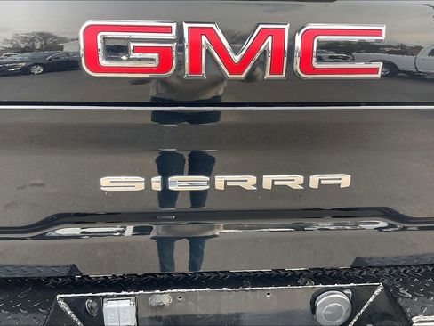 Used 2020 GMC Sierra 3500 AT4 w/ AT4 Premium Package image 27