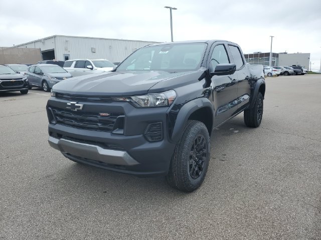 New 2026 Chevrolet Colorado Trail Boss AWD/4WD image 2