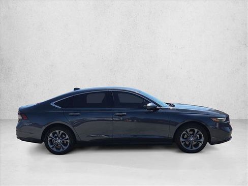 Used 2024 Honda Accord EX image 4