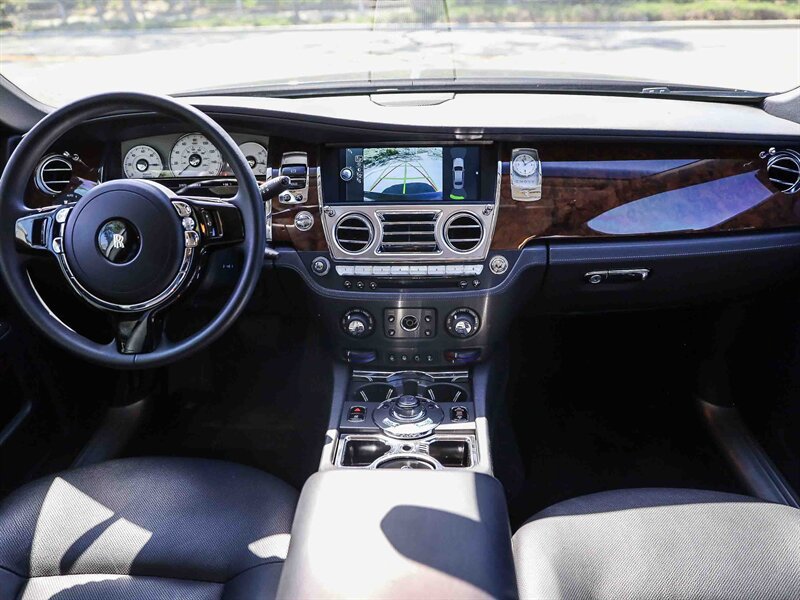 Used 2012 Rolls-Royce Ghost RWD image 20