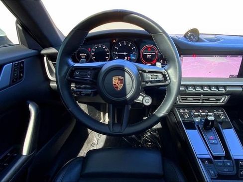 Used 2020 Porsche 911 Carrera S image 5