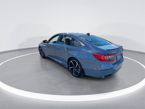 Used 2022 Honda Accord Sport image 10