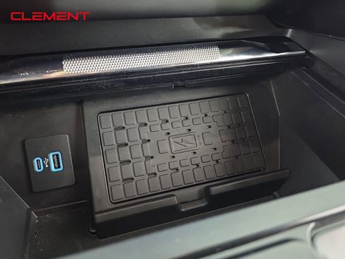 Certified 2023 Ford F150 Lariat w/ Equipment Group 502A High image 21