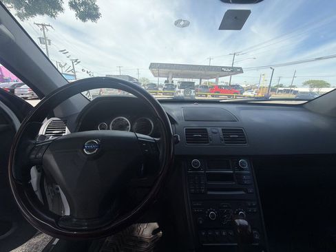 Used 2014 Volvo XC90 3.2 w/ Climate Package image 5