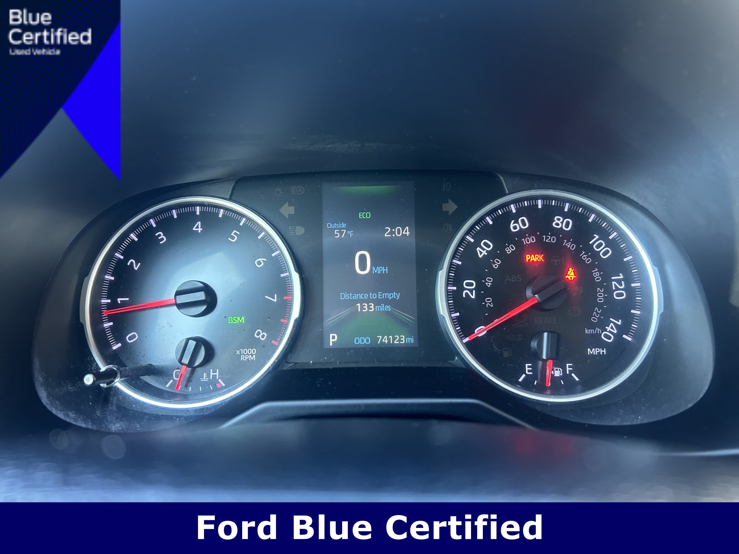 Used 2019 Toyota RAV4 XLE w/ Convenience Package FWD image 13