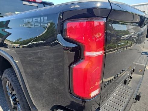 Used 2026 Chevrolet Silverado 2500 LT w/ Trail Boss Package AWD/4WD image 36